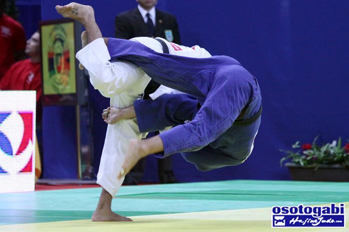 WCHJR09 HJ 10044